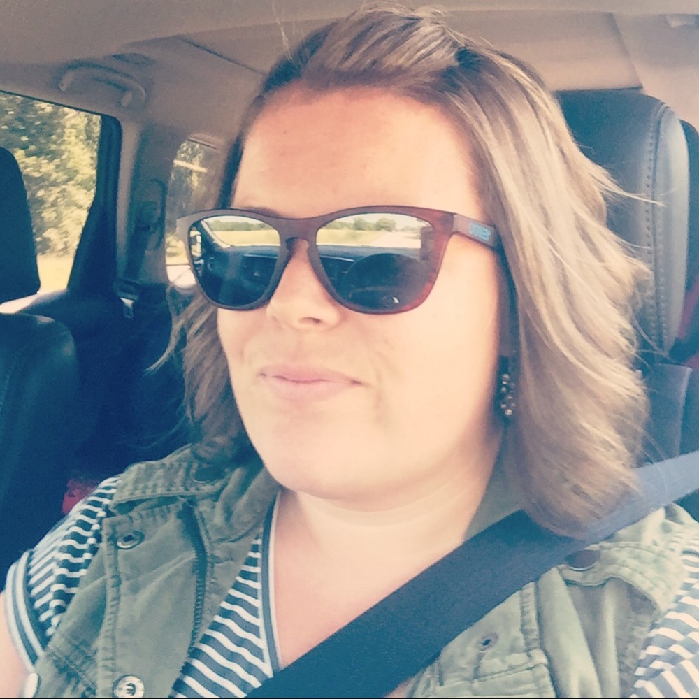 Meet your Posher, Cora